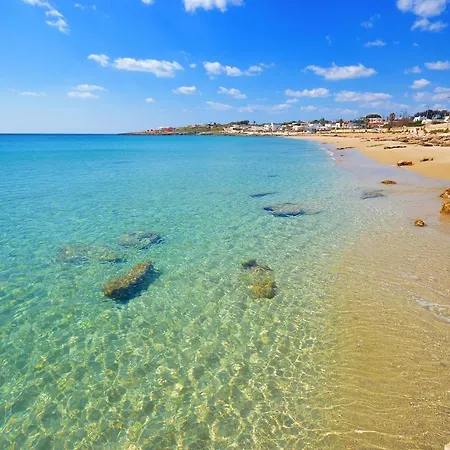 Oda ve Kahvaltı White Salento 3*