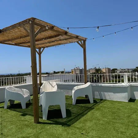 White Salento 住宿加早餐酒店 3*