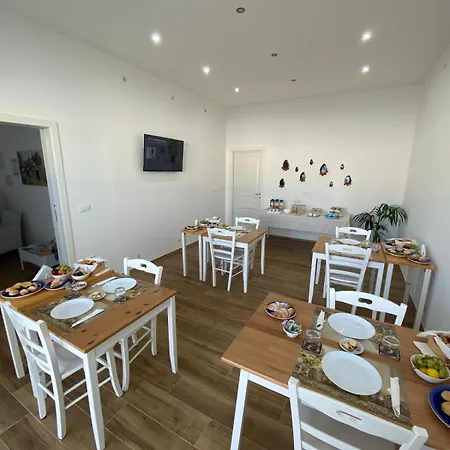 فندق مبيت وإفطار White Salento 3*