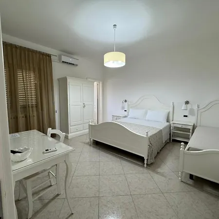 فندق مبيت وإفطار White Salento 3*