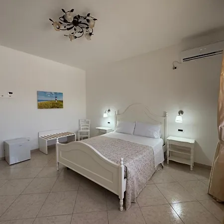 White Salento Bed and Breakfast 3*