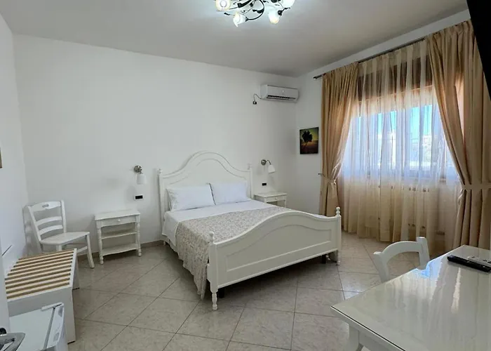 White Salento 3*