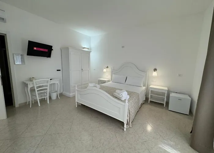 White Salento 3*